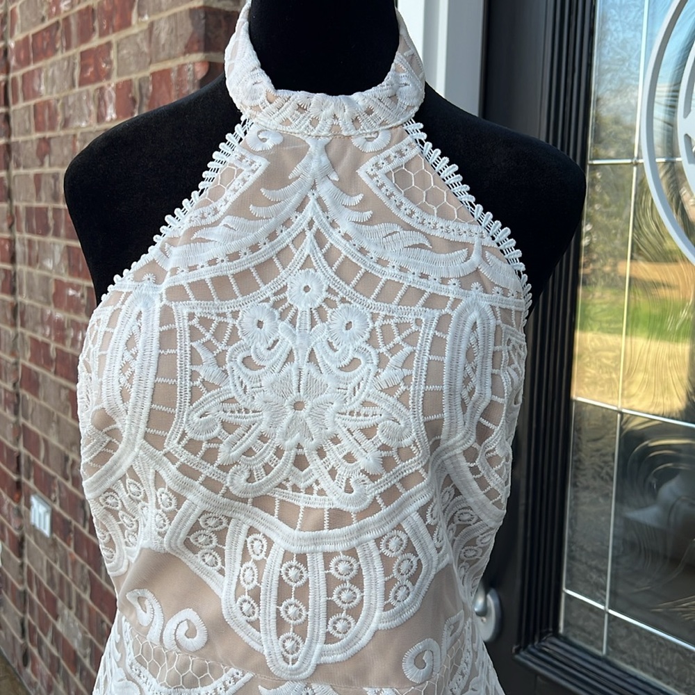 🤍Lulus🤍 - Picture 3 of 9